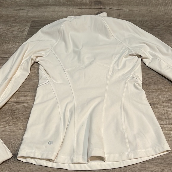 White lululemon pullover - Picture 6 of 7